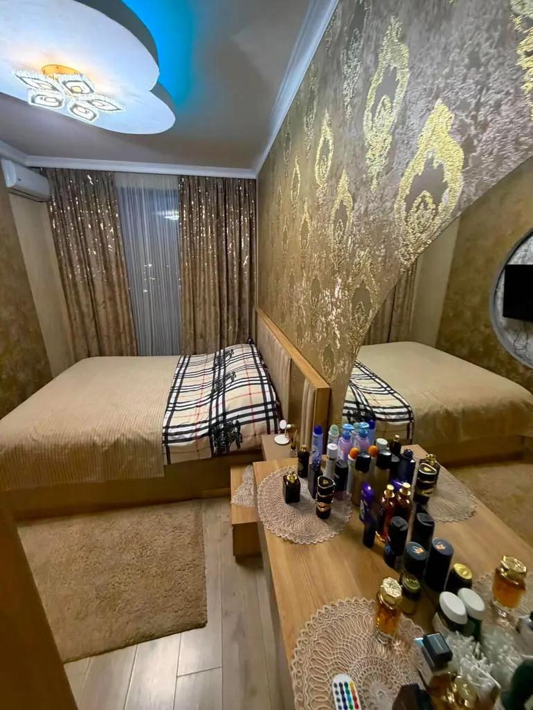 3-bedroom apartment, David Aghmashenebeli Street