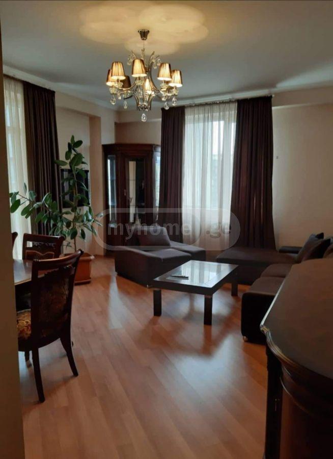 2 yatak odalı daire, Petre İberi Sokağı