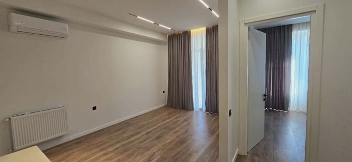 Wohnung mit 1 Schlafzimmer, Awto-Warasi-Straße