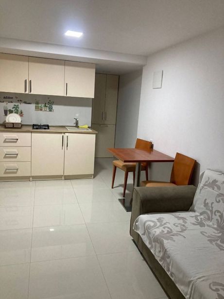 2-Zimmer-Wohnung, სიღნაღის ქუჩა