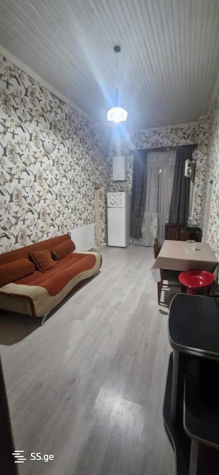 2 odalı daire, რამაზ ჩხიკვაძის ქუჩა