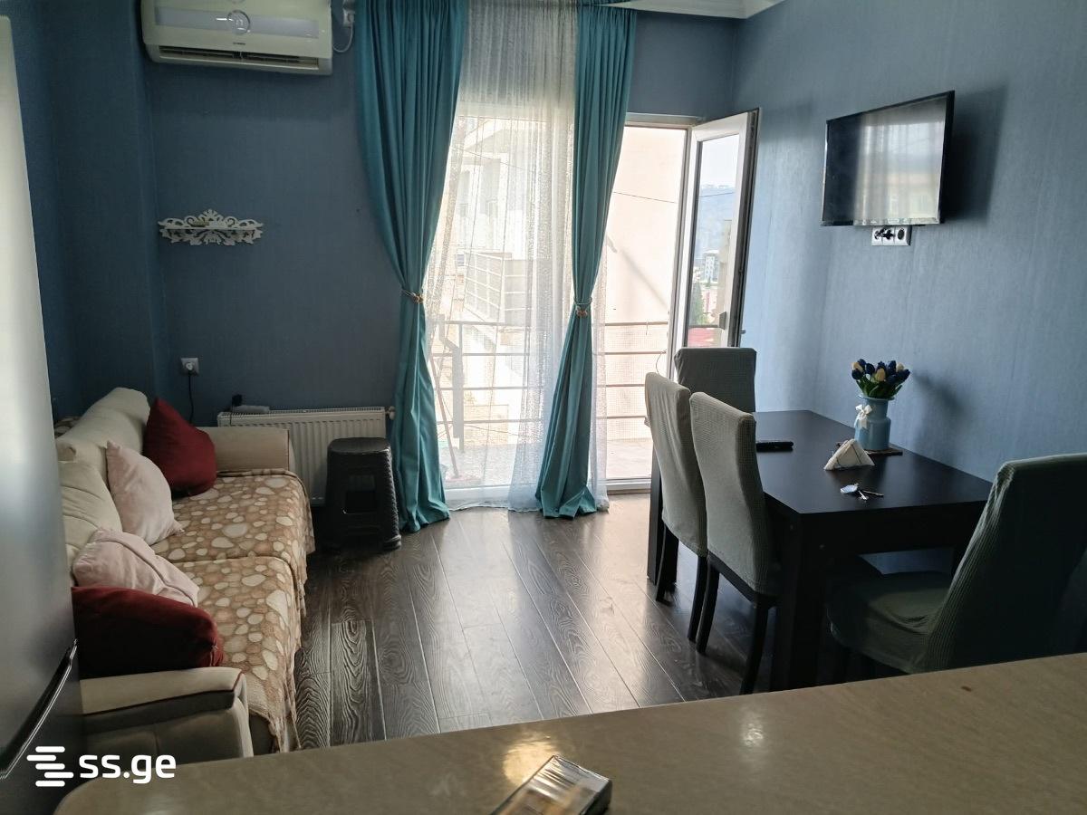 1 yatak odalı daire, Trialeti Sokağı