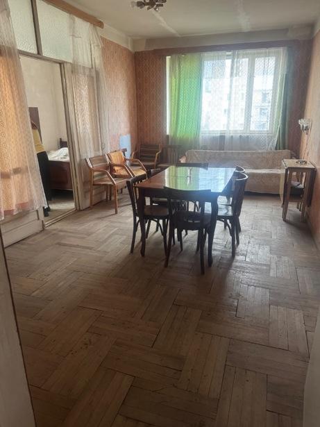 2-комн. квартира, იოანე პეტრიწის ქუჩა