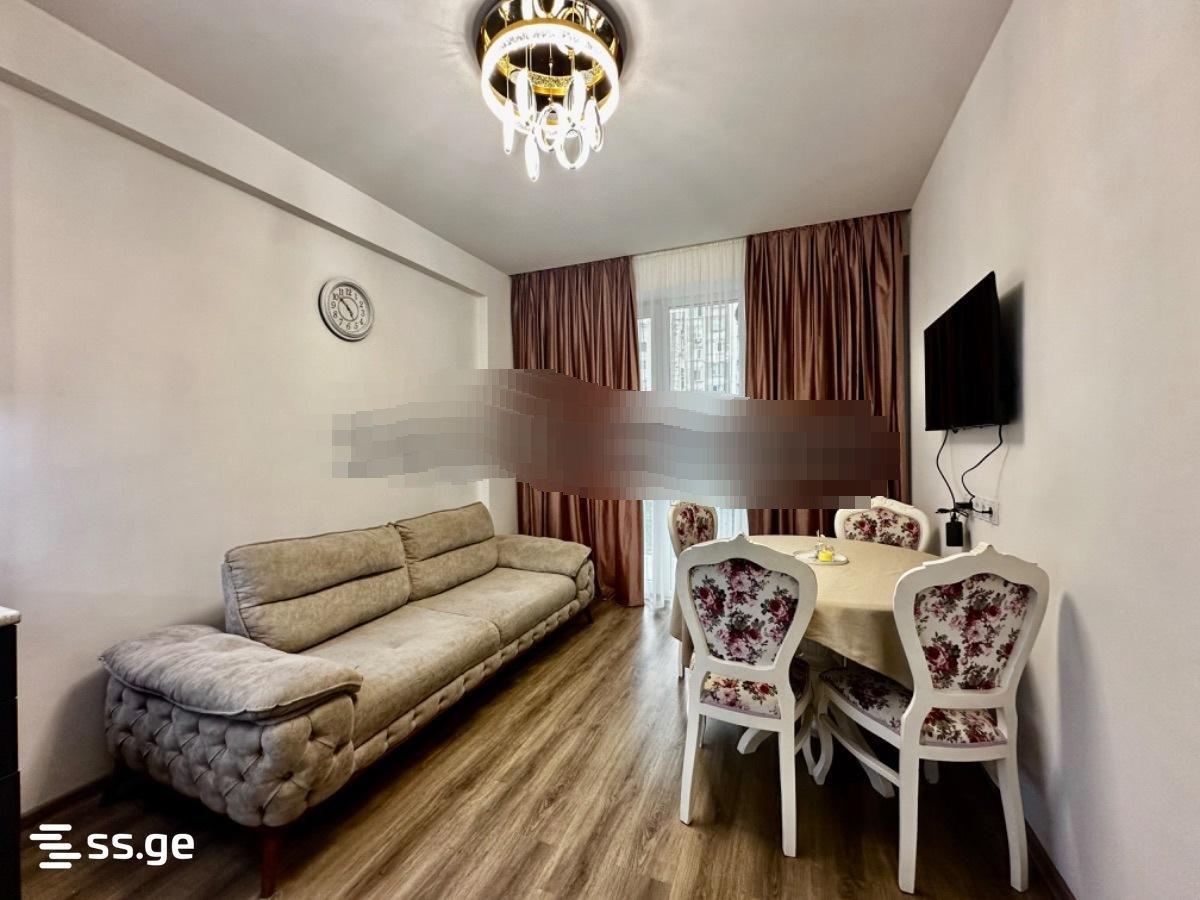 2 yatak odalı daire, Petre İberi Sokağı