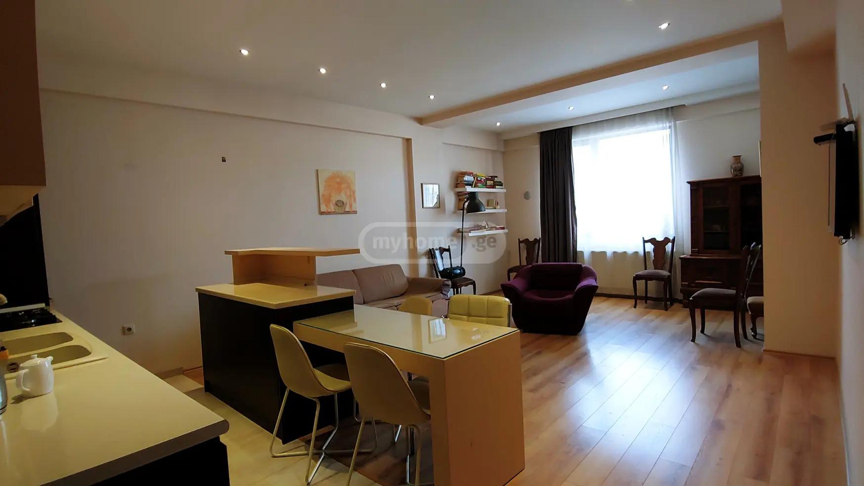 Wohnung mit 1 Schlafzimmer, Giorgi-Schatberaschwili-Straße