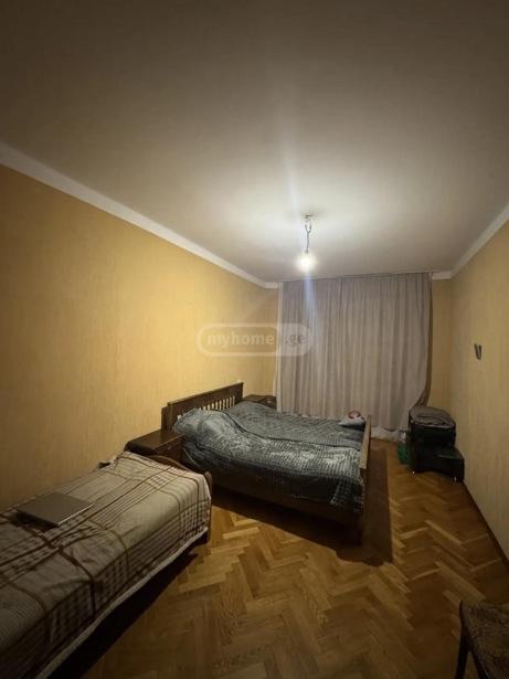 Wohnung mit 2 Schlafzimmern, Schalwa-Nuzubidse-Straße