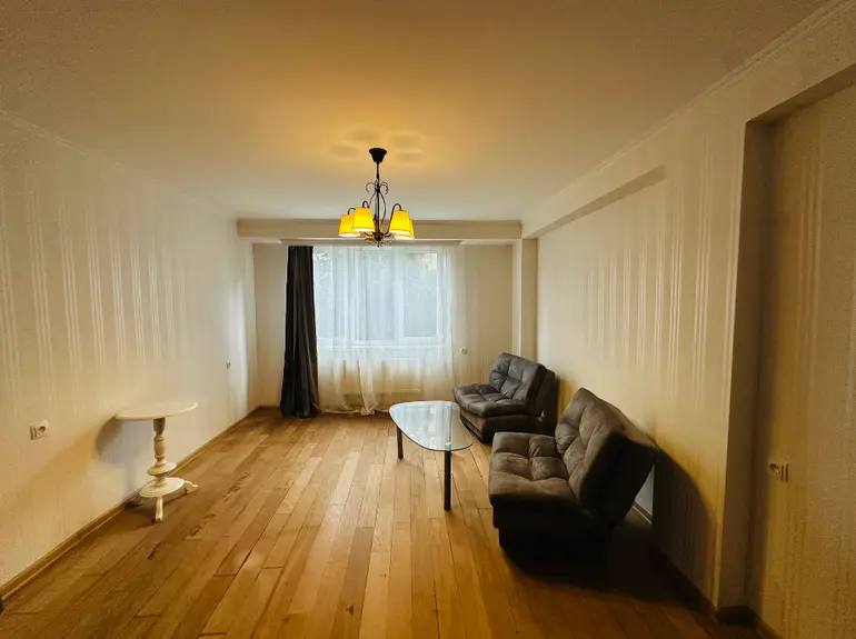 5-room apartment, მირიან მეფის ქუჩა