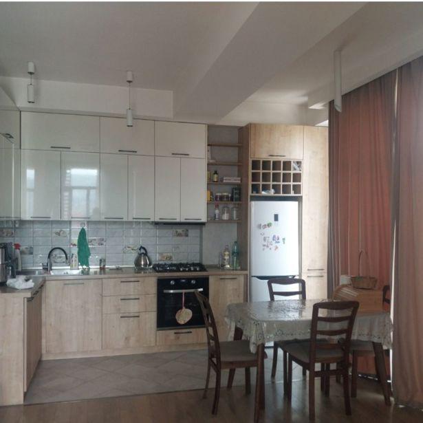 3部屋のマンション、ასპინძის ქუჩა