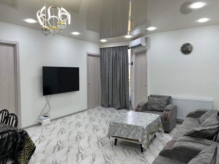 4-Zimmer-Wohnung, მარატ ნოზაძის ქუჩა