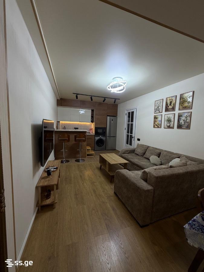 2部屋のマンション、III კვარტალი - დიღმის მასივი