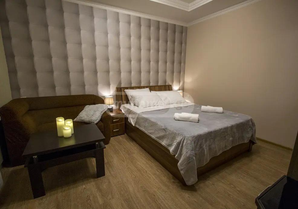 Wohnung mit 1 Schlafzimmer, Geronti-Kikodse-Straße
