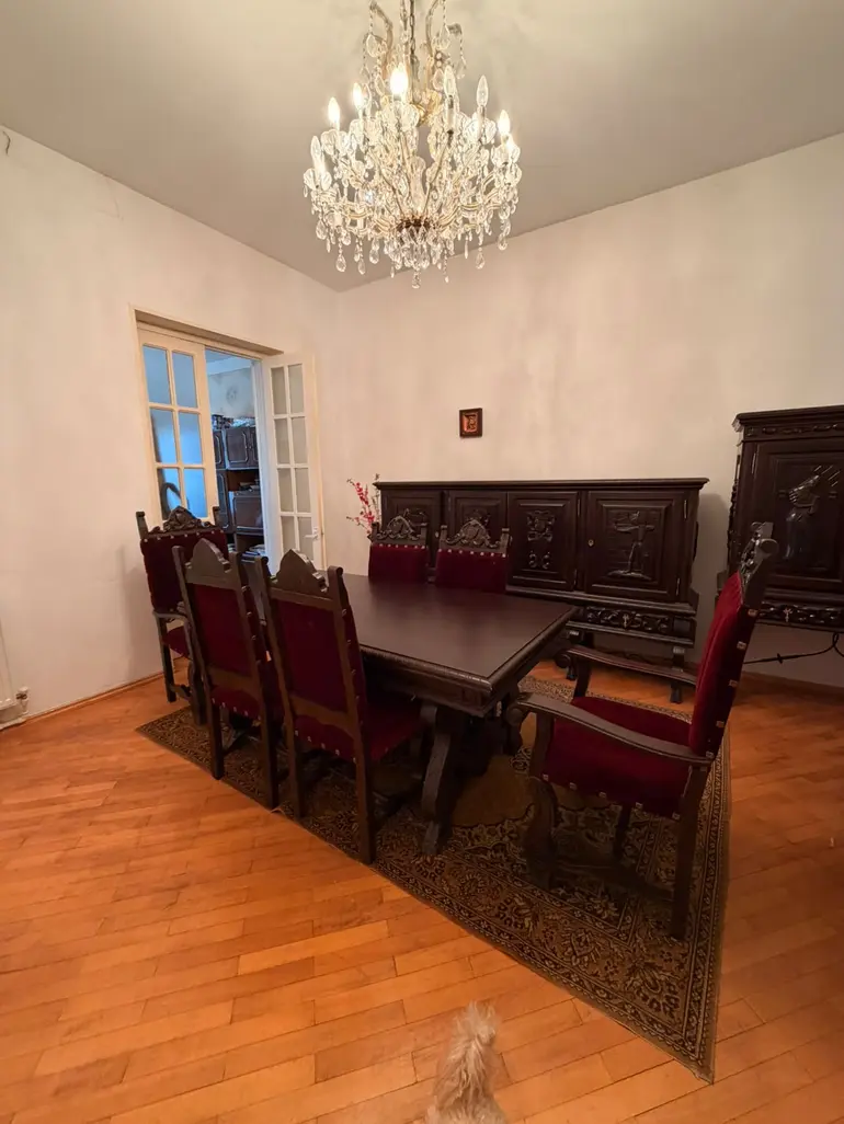 3 yatak odalı daire, Givi Odişaria Sokağı