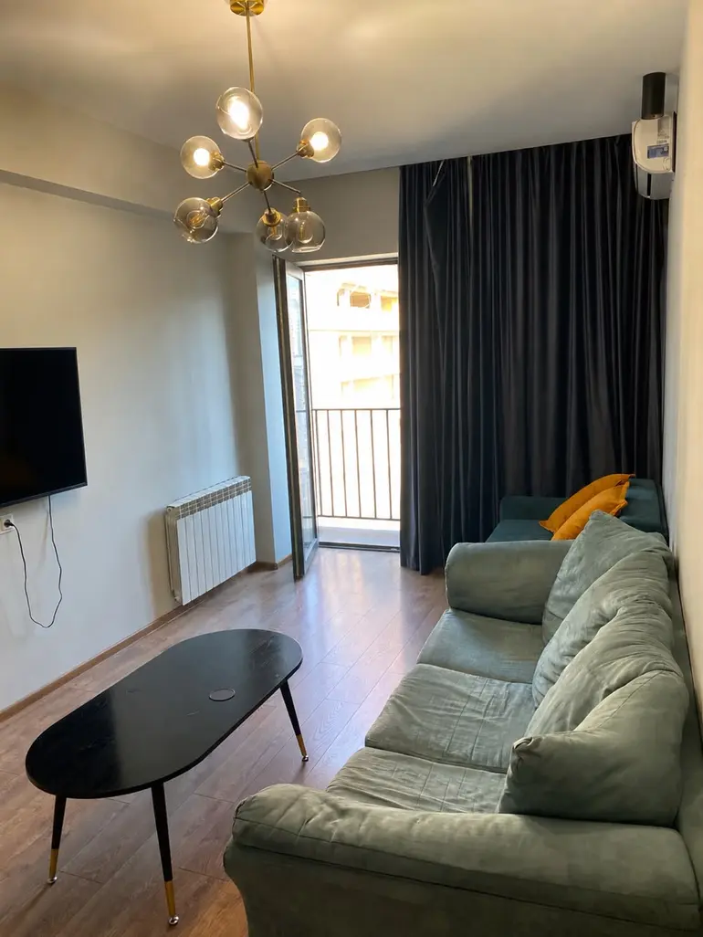 4-Zimmer-Wohnung, Mtatsminda, Sololaki