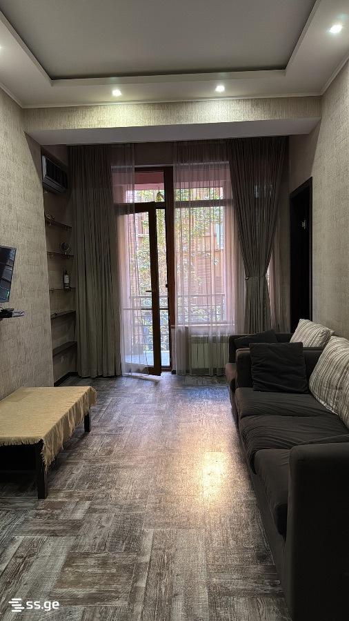 3-room apartment, გიორგი მაზნიაშვილის ქუჩა