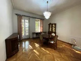 5-room apartment, აკაკი შანიძის ქუჩა