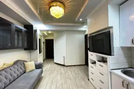 Wohnung mit 2 Schlafzimmern, Nawtlughi-Straße