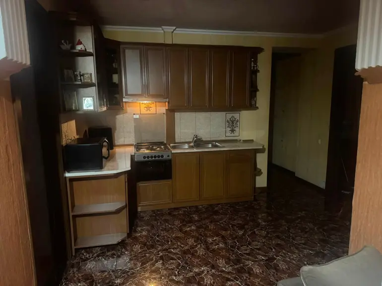 Wohnung mit 3 Schlafzimmern, გლდანი - III მ/რ