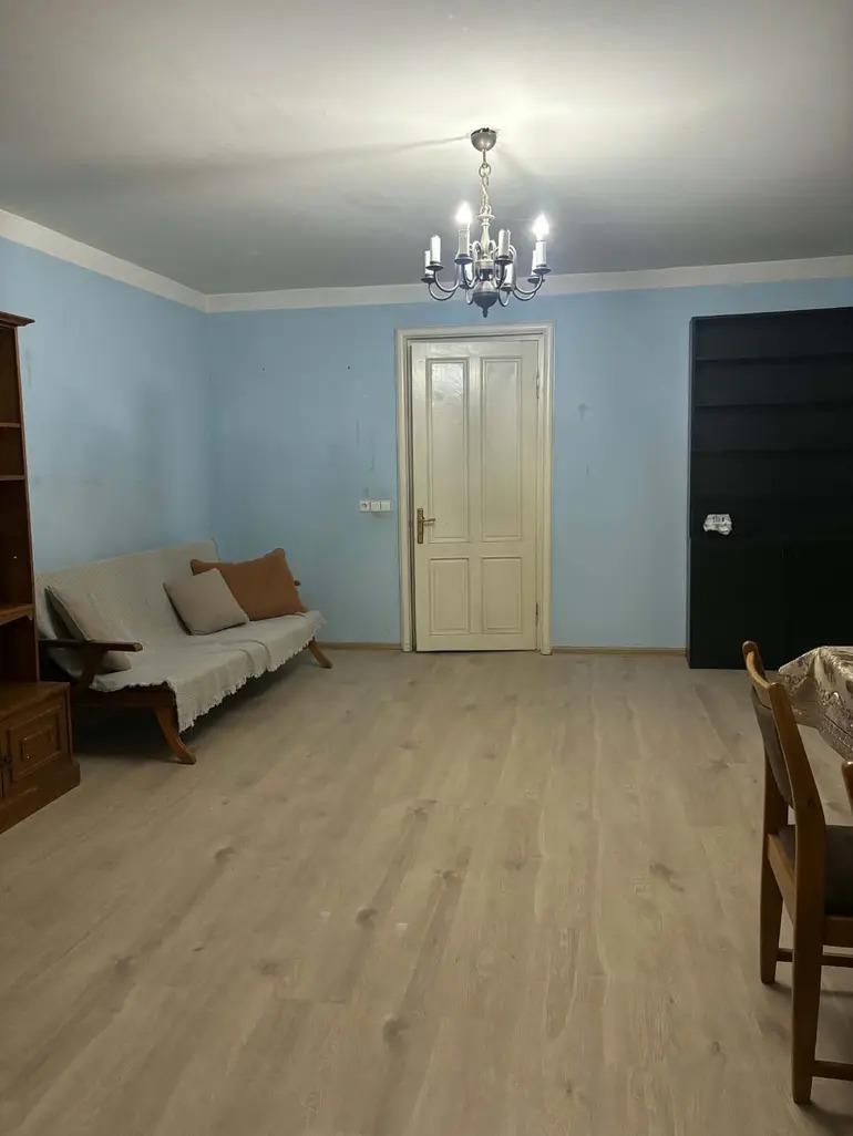 Wohnung mit 1 Schlafzimmer, 2. Block Dighomi Massiw