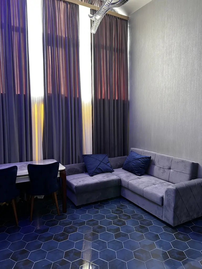 عقار تجاري من 10 غرف، Gldani