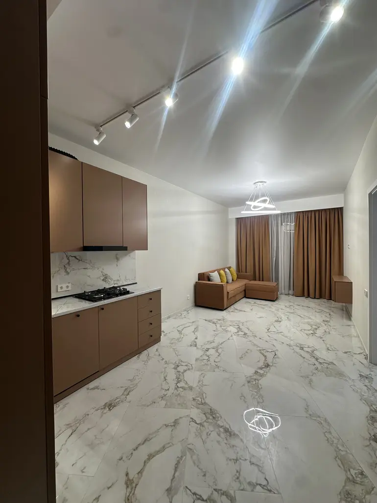 2部屋のマンション、დემეტრე თავდადებულის ქუჩა
