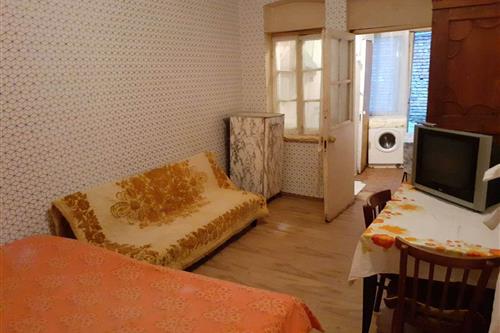 1-Zimmer-Wohnung, გიორგი ჩიტაიას ქუჩა