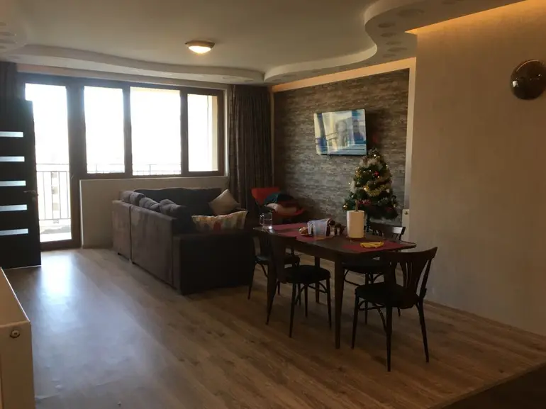 3-ოთახიანი ბინა, ვიქტორ კუპრაძის ქუჩა
