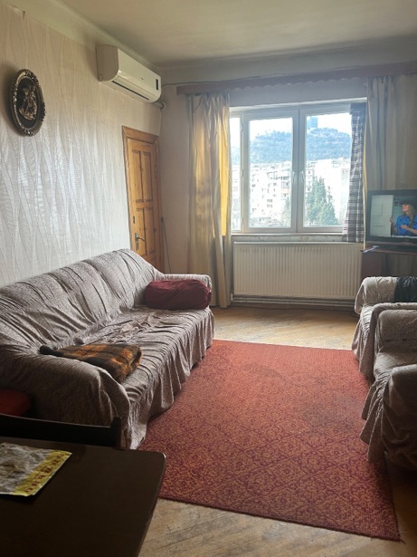 3-bedroom apartment, Zghvisubani 3rd Micro District / 2nd Block