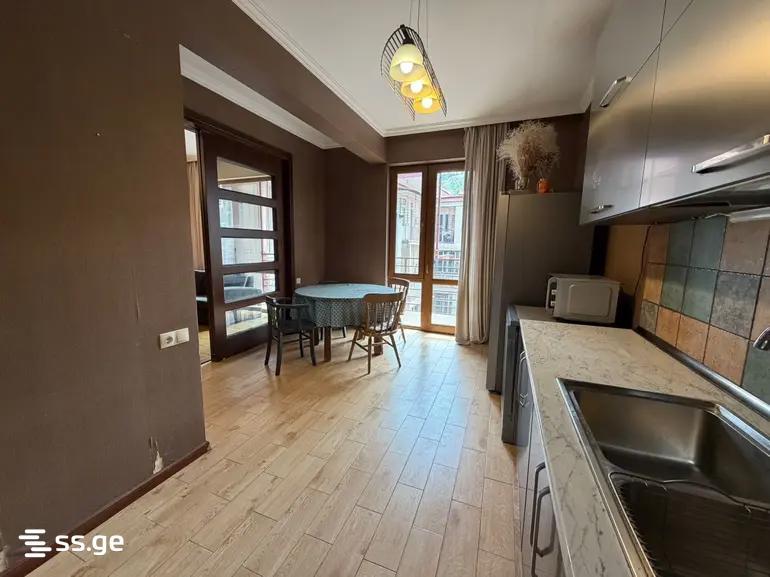 3-room apartment, Vardisubani