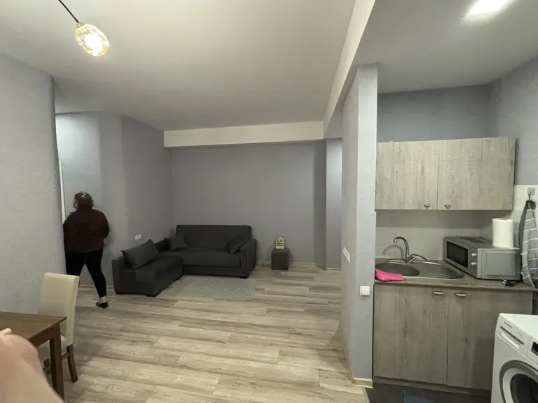 1 yatak odalı daire, Nadira Hoşarauli Sokağı