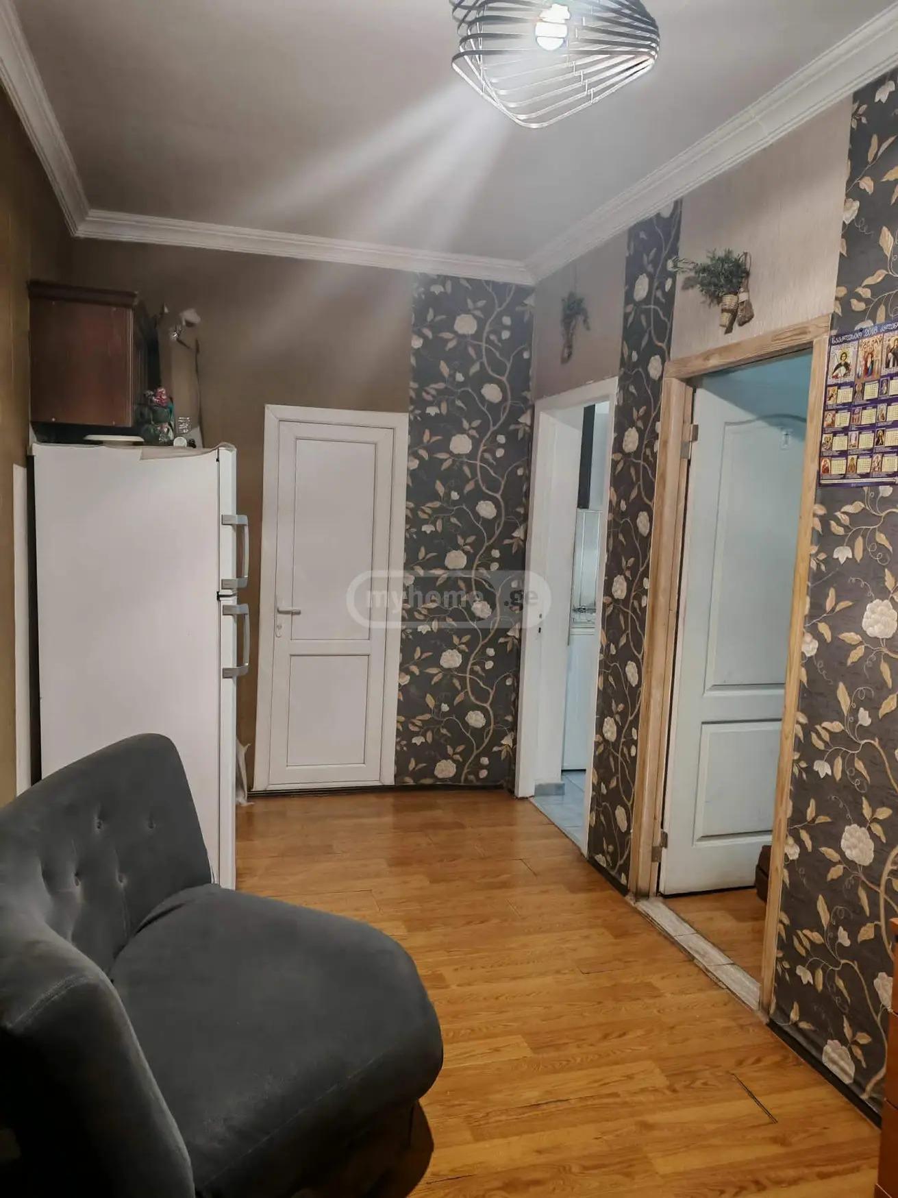 2 odalı daire, Gldani – A Mikrorayonu
