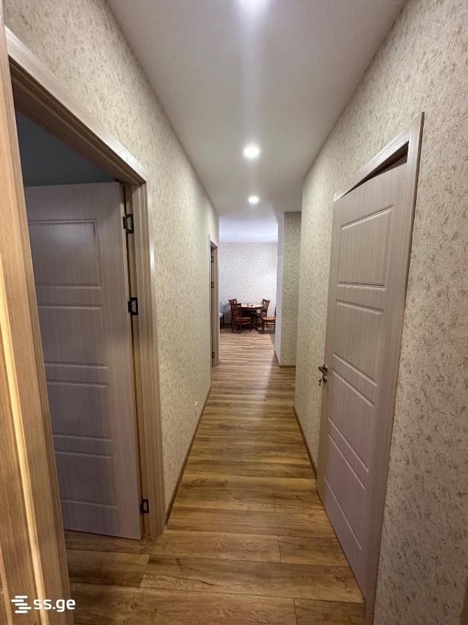 3-room apartment, Lisi