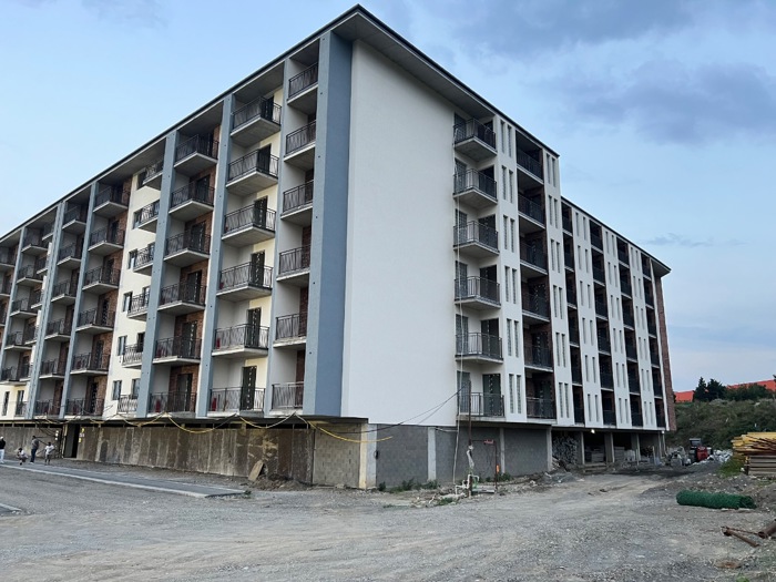 2-ოთახიანი ბინა, ბობ უოლშის ქუჩა