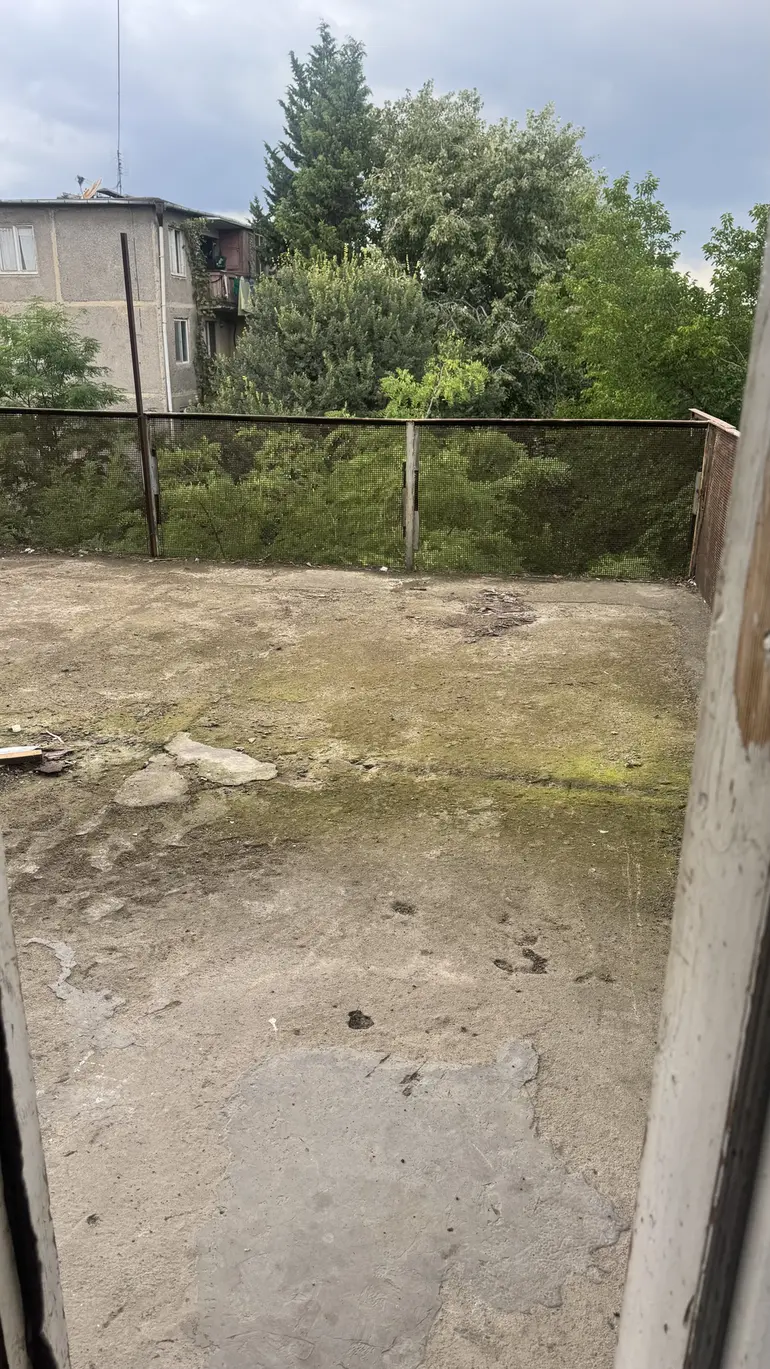 Wohnung mit 1 Schlafzimmer, Sakaria-Paliaschwili-Straße