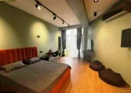 1-Zimmer-Wohnung, ჩარგლის ქუჩა