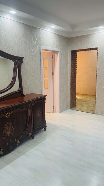 4-Zimmer-Wohnung, ერეკლე მეორეს III ჩიხი