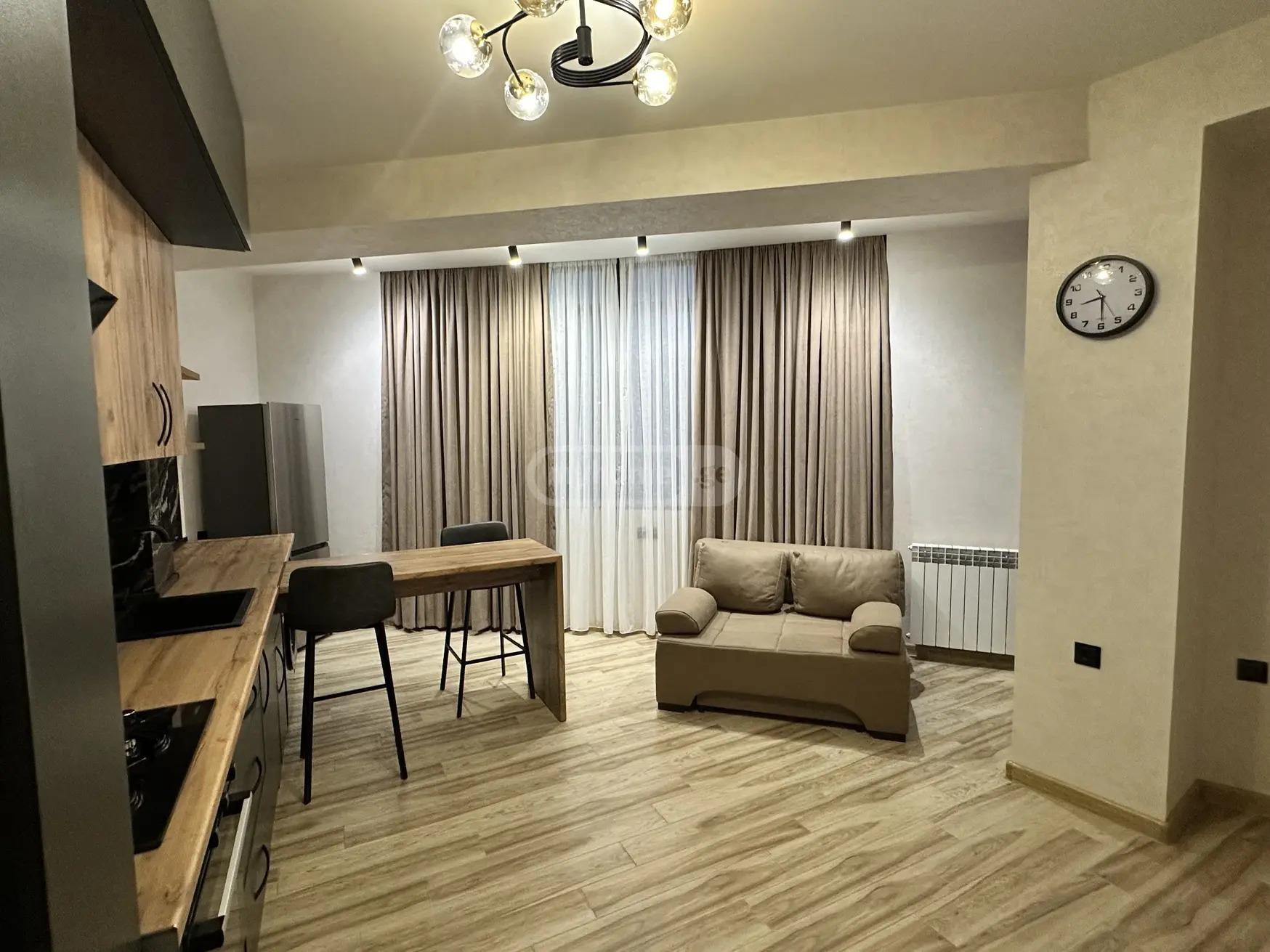 1 yatak odalı daire, Şartava Meydanı