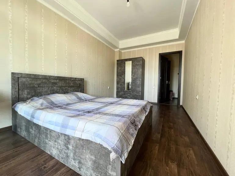 Wohnung mit 1 Schlafzimmer, Dawit-Gurameschwili-Prospekt