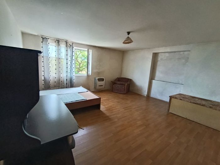 2-საძინებლიანი ბინა, ხაშური