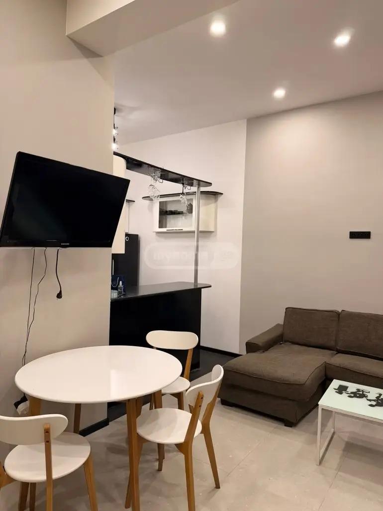 2-Zimmer-Wohnung, ილია ჭავჭავაძის გამზირი