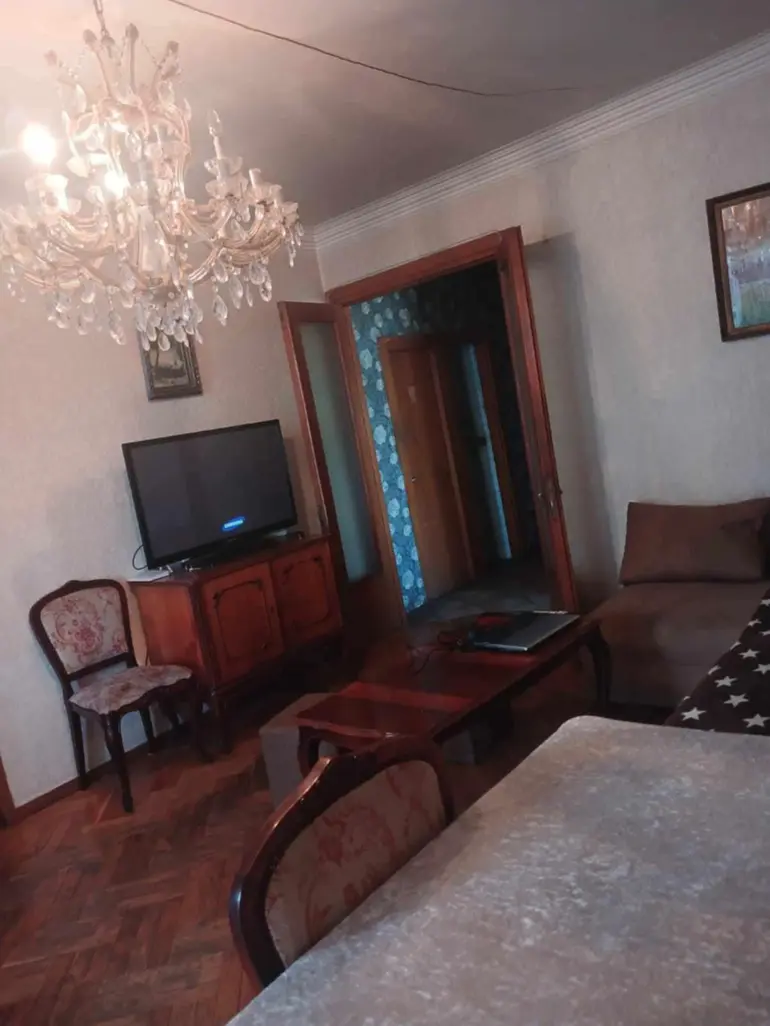 4 odalı daire, Gldani – 6. Mikrorayonu