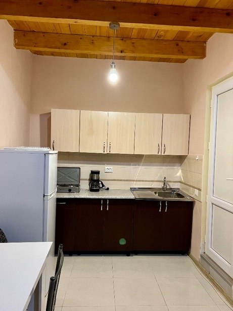 2部屋のマンション、დემეტრე თავდადებულის ქუჩა