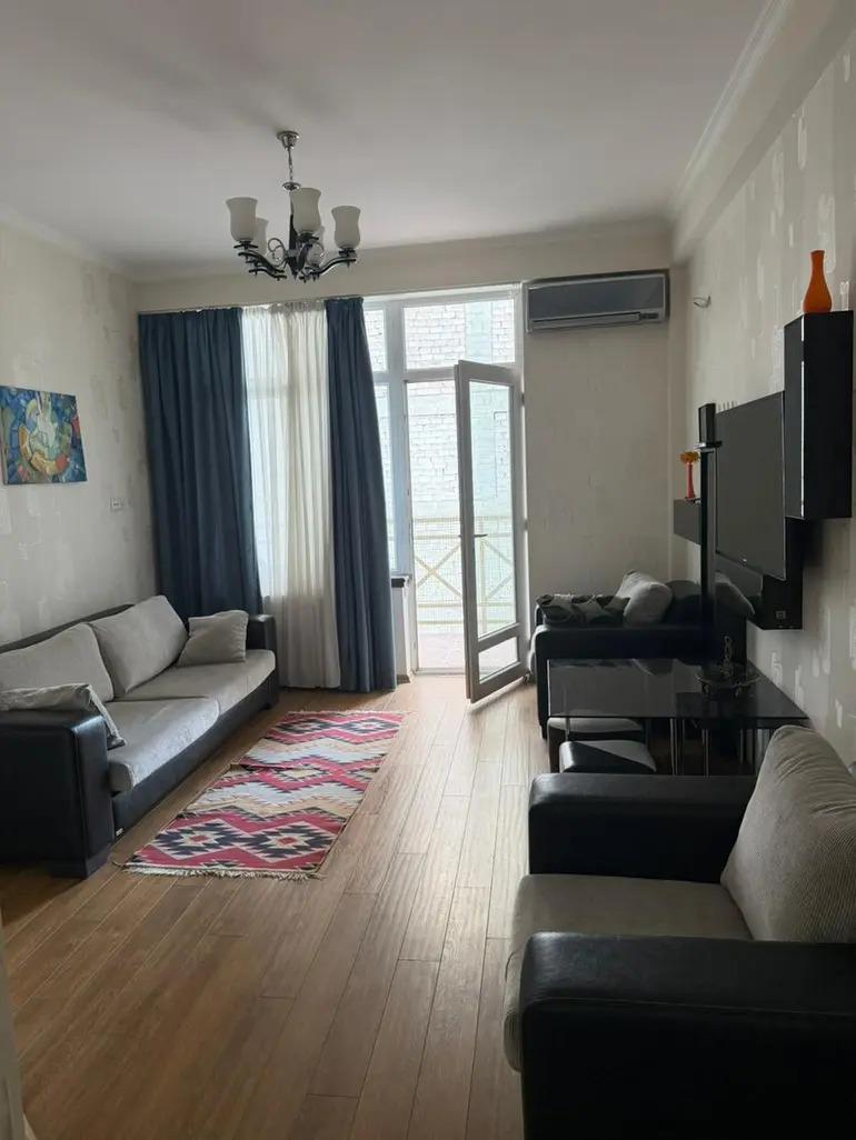 3-Zimmer-Wohnung, ვასილ ბარნოვის ქუჩა