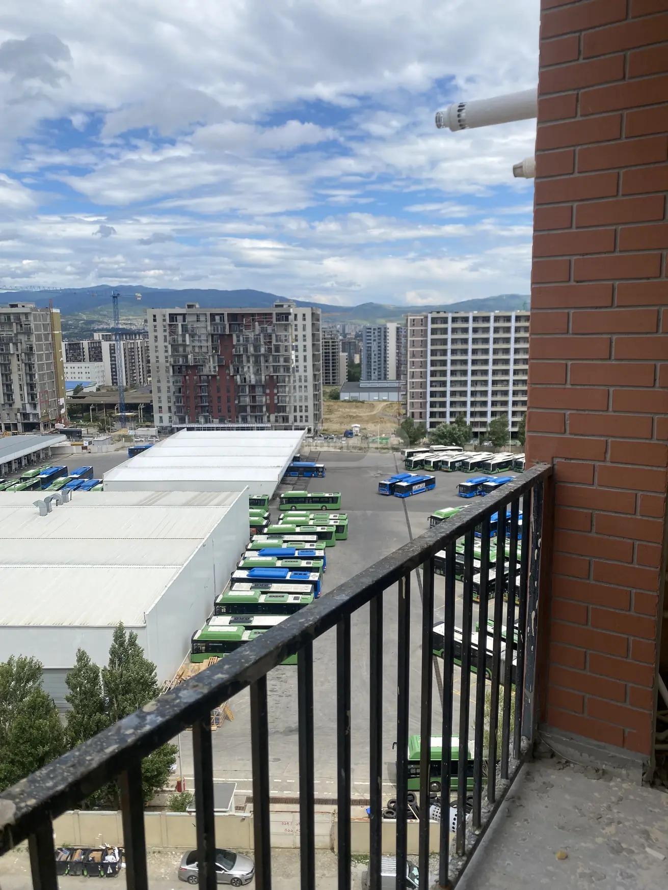 2部屋のマンション、დემეტრე თავდადებულის ქუჩა