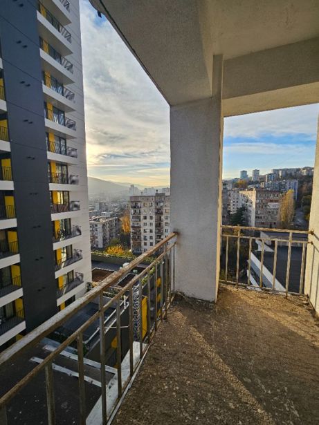 4-room apartment, ნუცუბიძის III პლატო