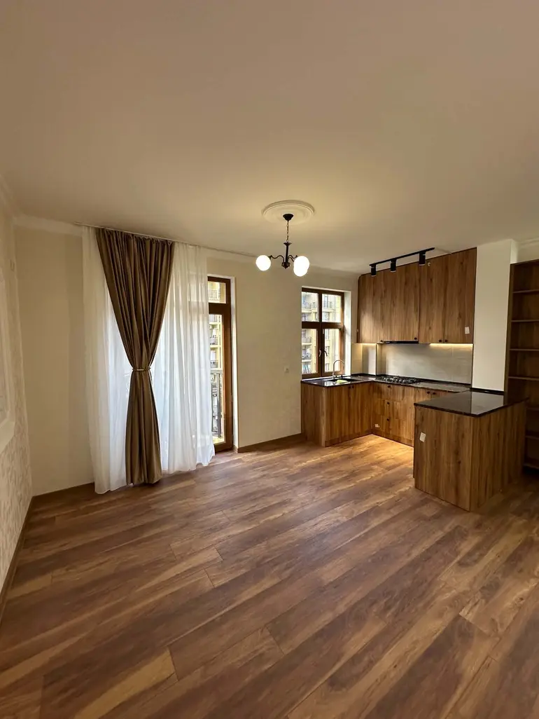 3-room apartment, ვიქტორ კუპრაძის ქუჩა