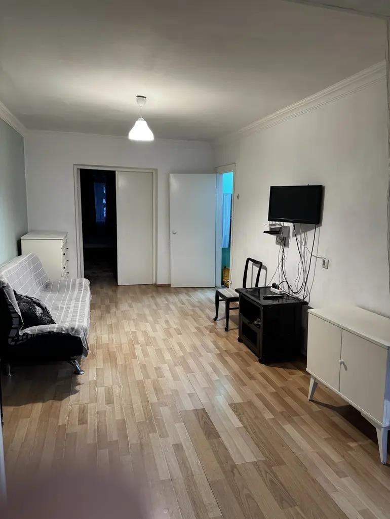 3-Zimmer-Wohnung, ალექსანდრე ყაზბეგის გამზირი