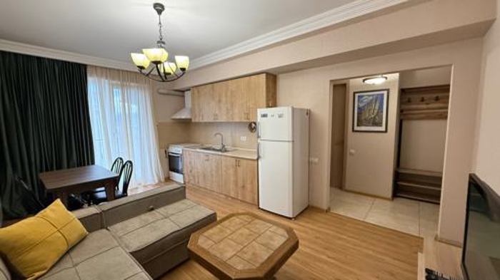 2部屋のマンション、გრიგოლ რობაქიძის გამზირი