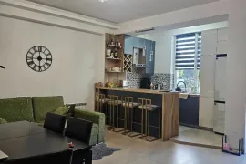 3-ოთახიანი ბინა, შანდორ პეტეფის ქუჩა