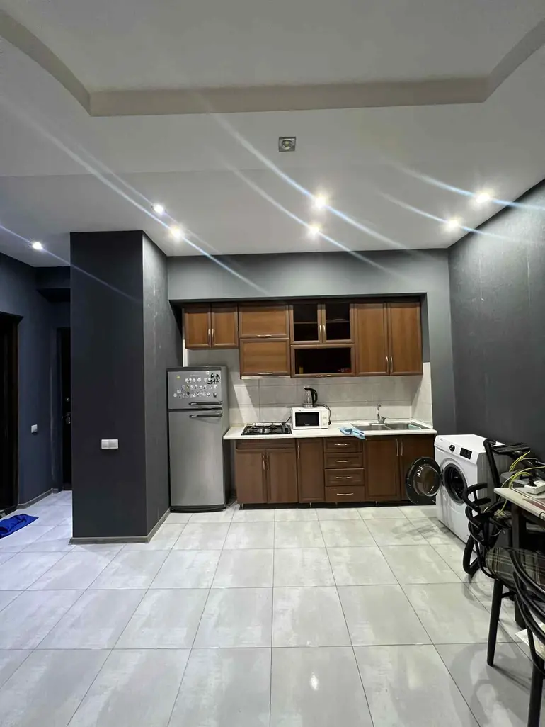 2 odalı daire, ბერი გაბრიელ სალოსის გამზირი