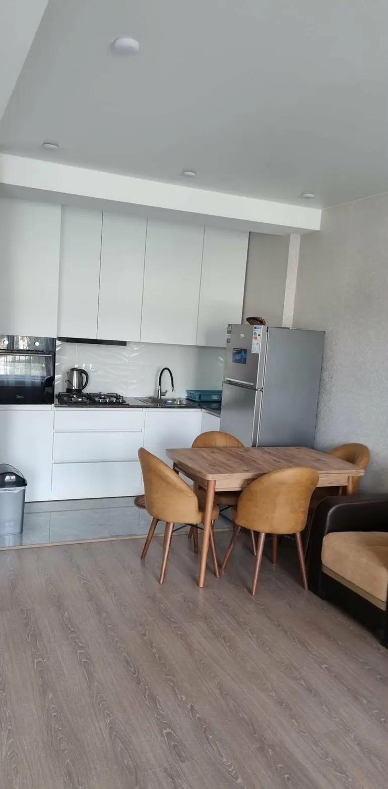 2 yatak odalı daire, Miha Helaşvili Sokağı